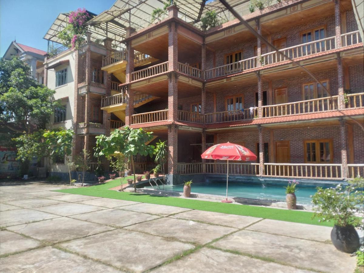 Ho Nui Dinh Hotel Нин Бин Екстериор снимка